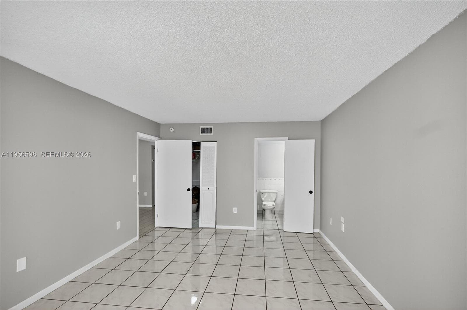 Ocean View Plaza · #501 in Miami Beach - Photo 9