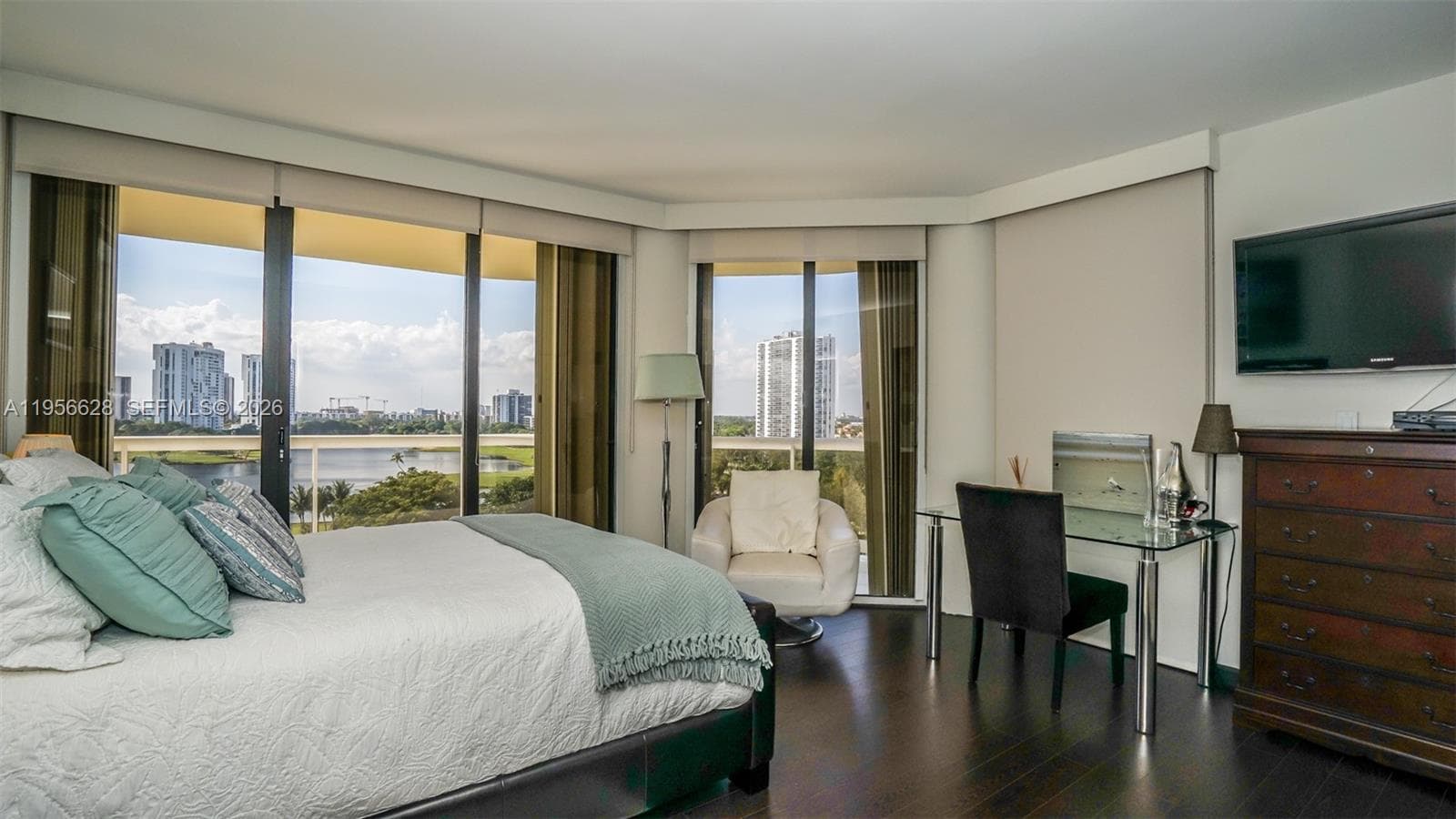TERRACES NORTH TURNBERRY · #901 in Aventura - Photo 13