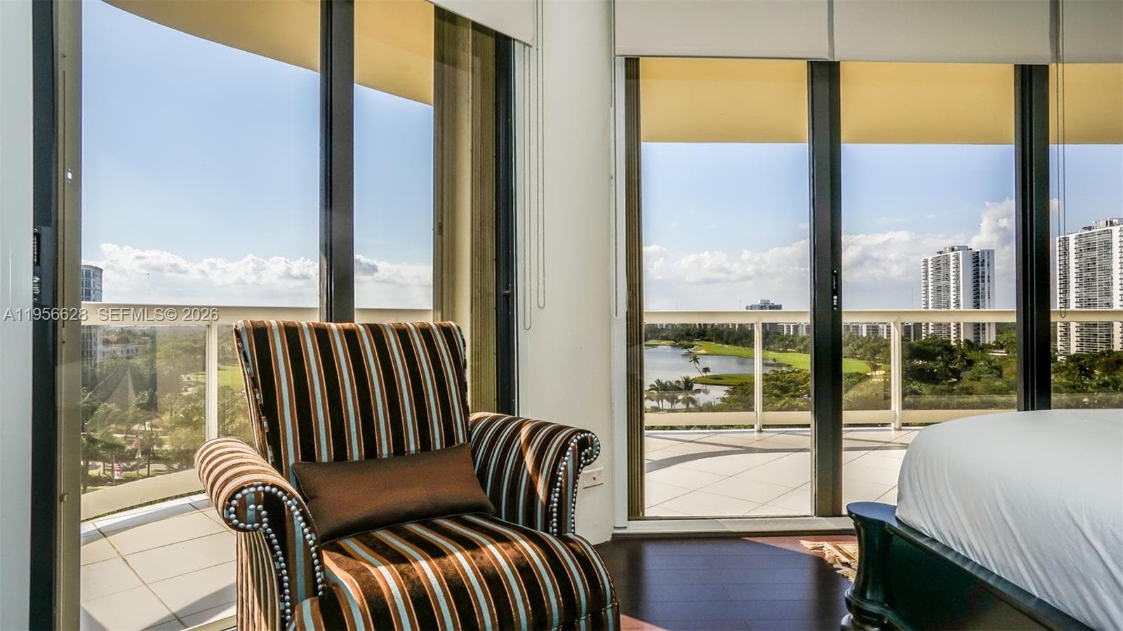 TERRACES NORTH TURNBERRY · #901 in Aventura - Photo 15