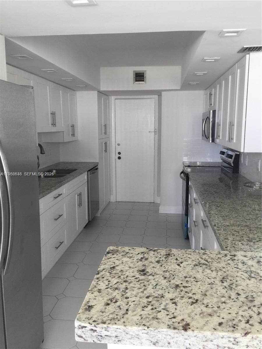 LA MER ESTATES SOUTH COND · #1708 in Hallandale Beach - Photo 8