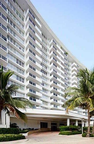 The Decoplage · #1112 in Miami Beach - Photo 34