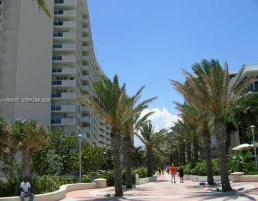 The Decoplage · #1112 in Miami Beach - Photo 38