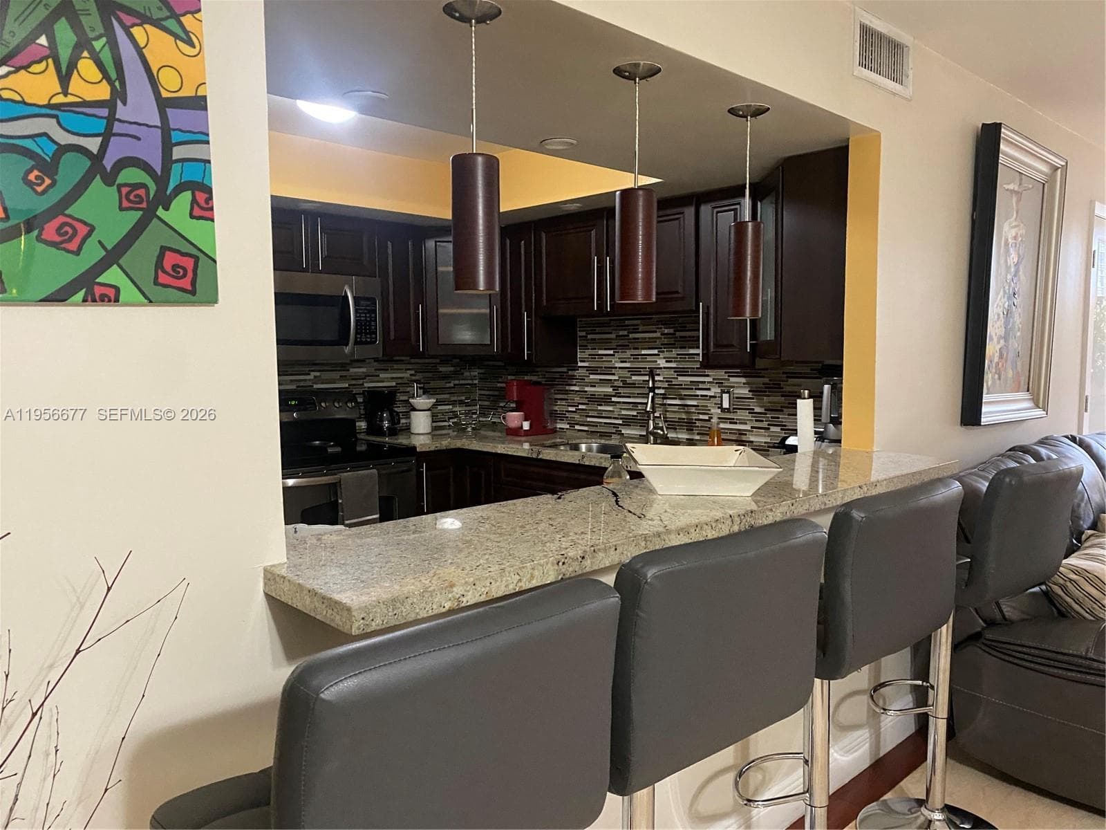 LESLIE condo · #225 in Hallandale Beach - Photo 3