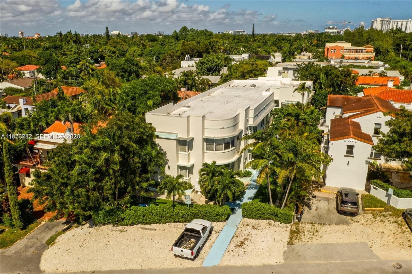 FAIRGREEN R/S · #9 in Miami Beach - Photo 12