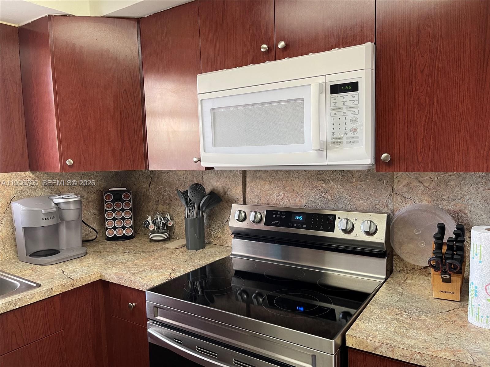 VILLAGE AT DADELAND CONDO · #B113 in Miami - Photo 4