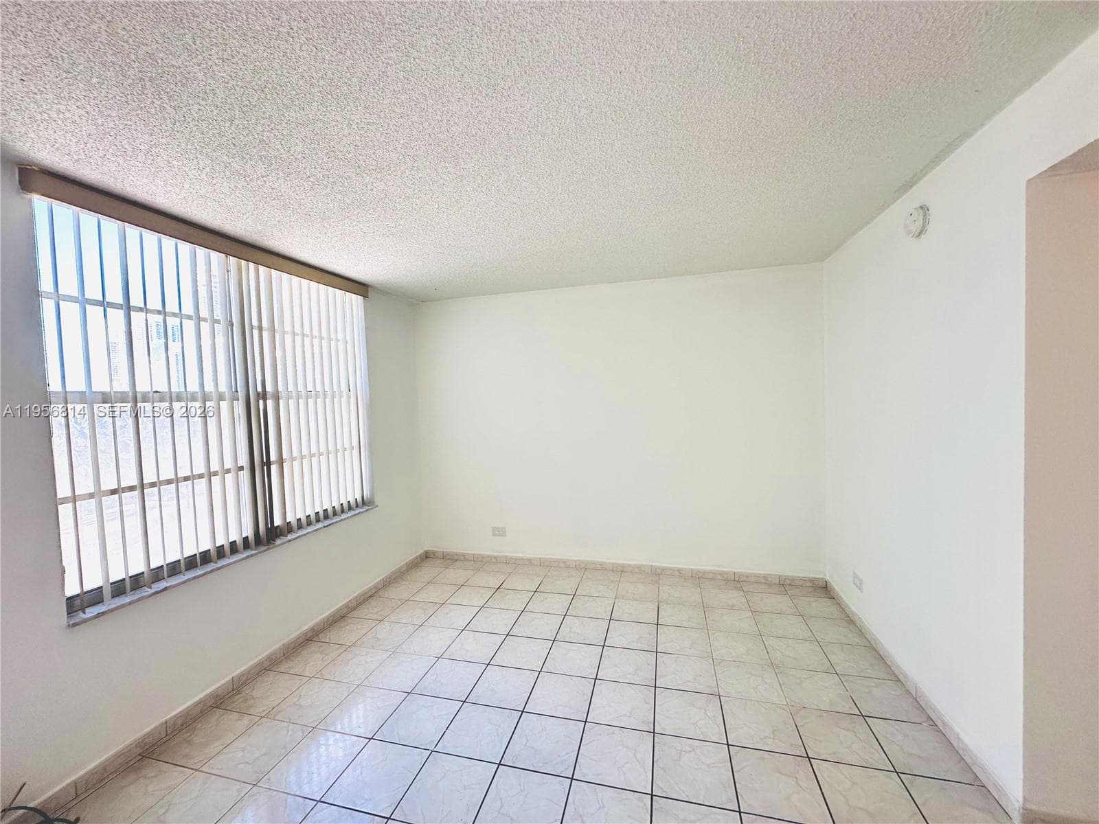 WINSTON TOWER 300 CONDO · #410 in Sunny Isles Beach - Photo 16