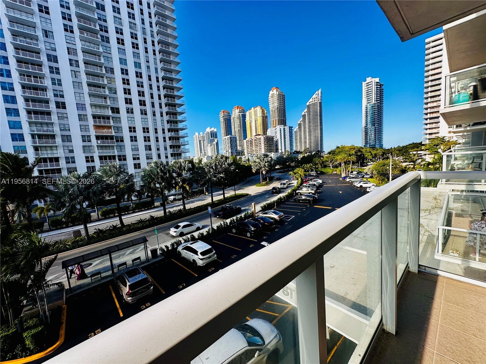 WINSTON TOWER 300 CONDO · #410 in Sunny Isles Beach - Photo 8