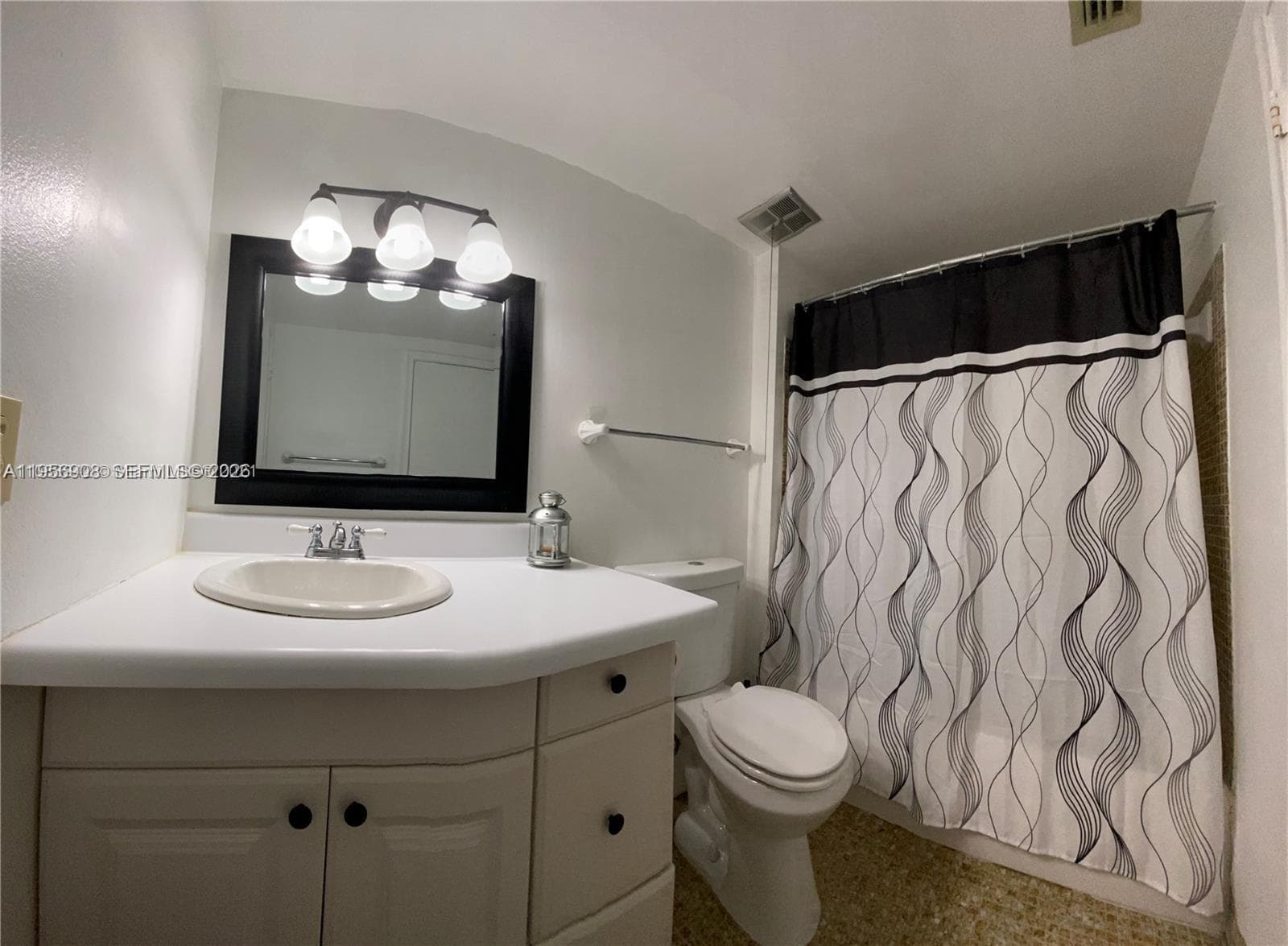 CAMINO CIRCLE CONDO · #403 in Miami - Photo 12