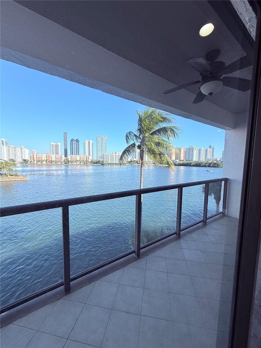 PELICAN LANDING CONDO · #PH3A in North Miami Beach - Photo 6