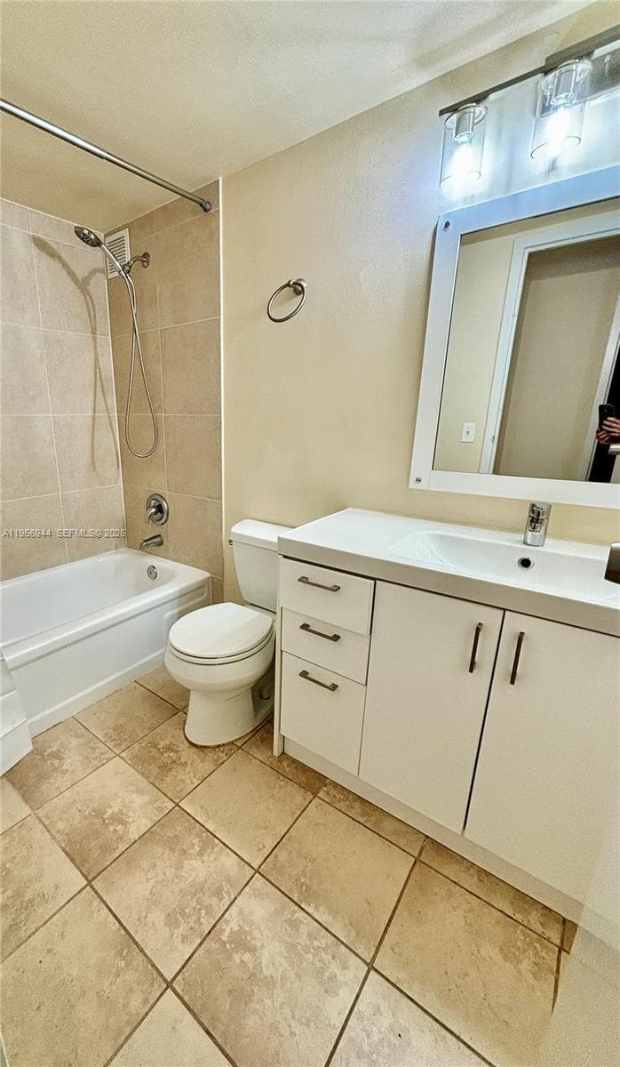 DESOTO PARK NORTH CONDO · #409 in Hallandale Beach - Photo 10