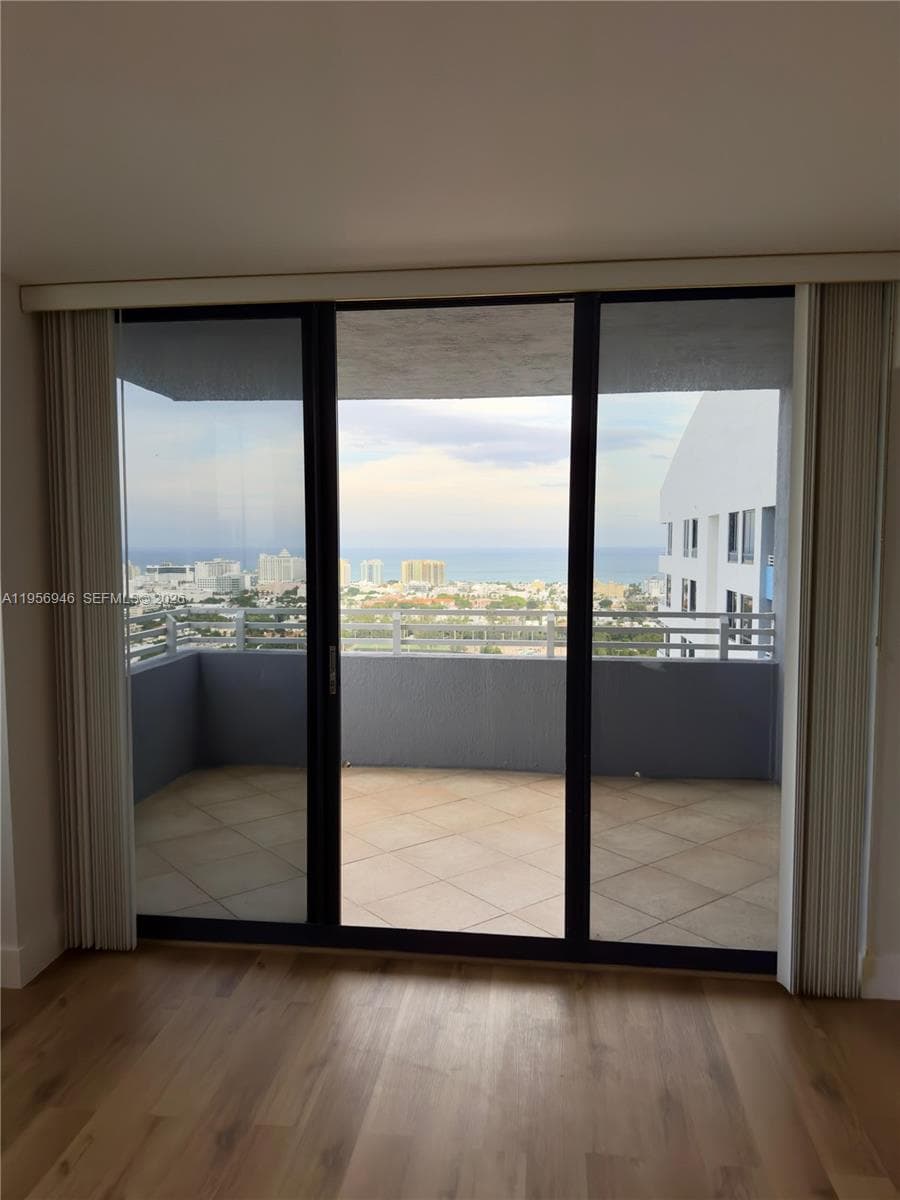 THE WAVERLY AT SOUTH BEAC · #3007 in Miami Beach - Photo 10