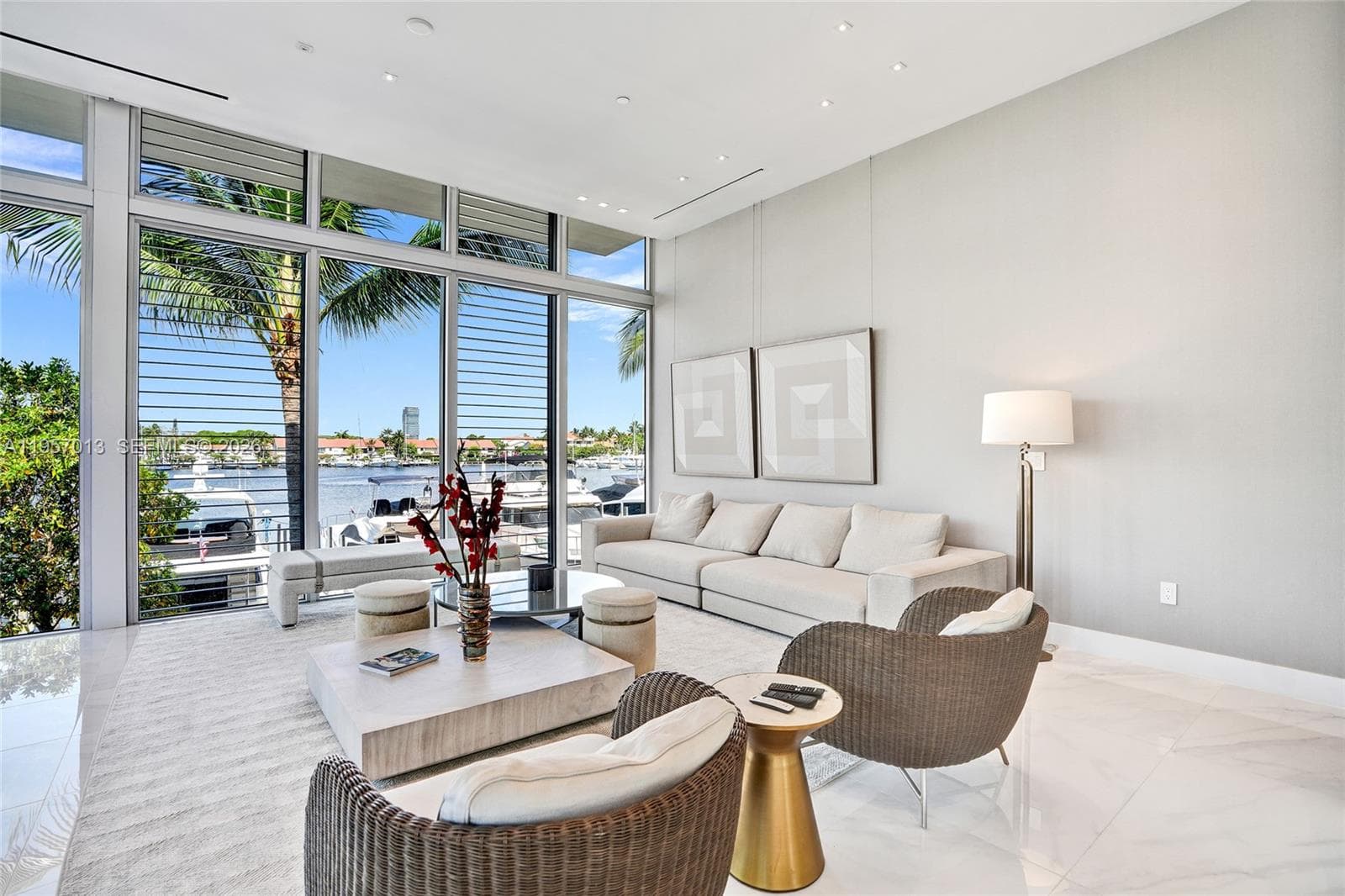 3750 Yacht Club Dr #TH1 photo 2