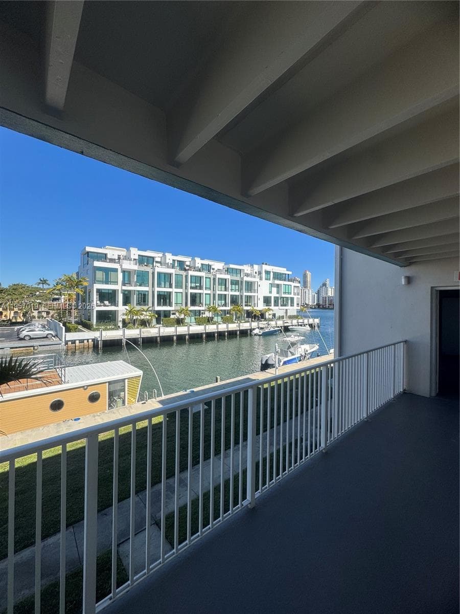 Eastern Shores Palo Alto · #N208 in North Miami Beach - Photo 7