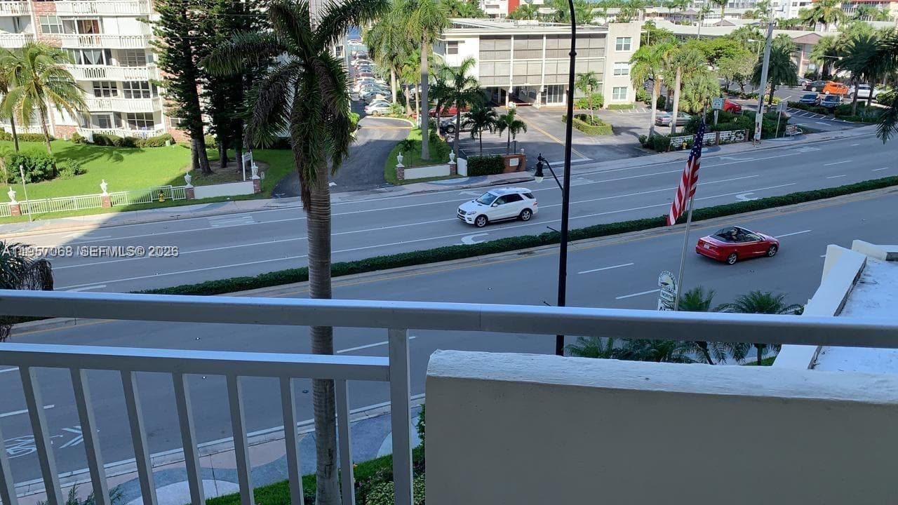 PARKER DORADO CONDO · #318 in Hallandale Beach - Photo 31