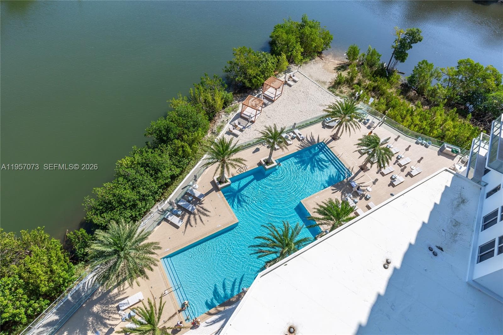 THE HARBOUR NORTH CONDO · #1007 in North Miami Beach - Photo 27