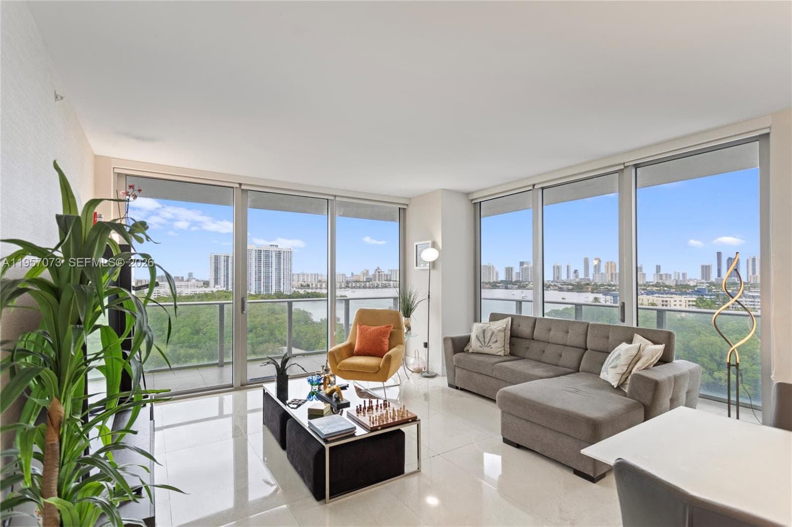THE HARBOUR NORTH CONDO · #1007 in North Miami Beach - Photo 2