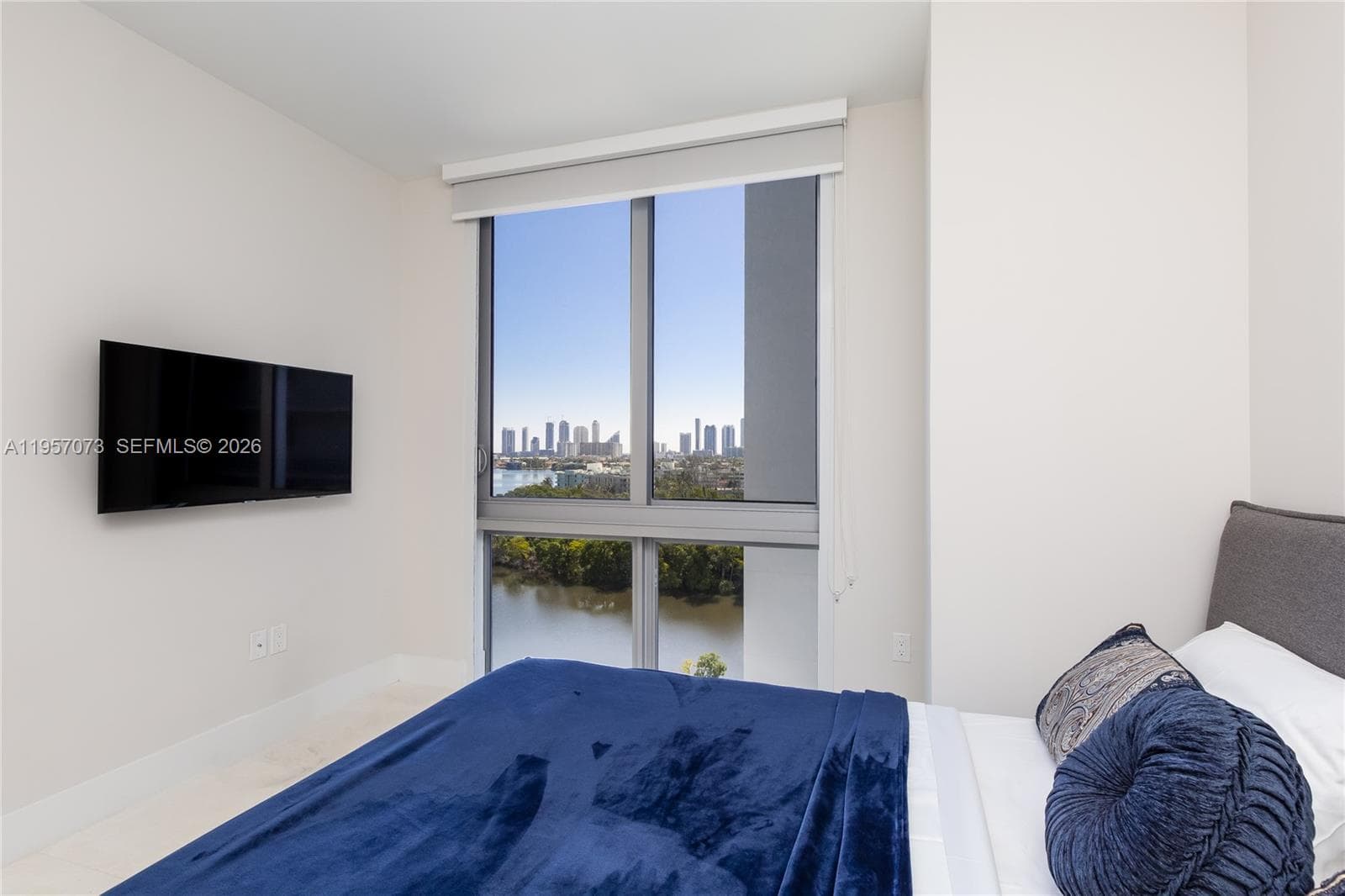 THE HARBOUR NORTH CONDO · #1007 in North Miami Beach - Photo 22