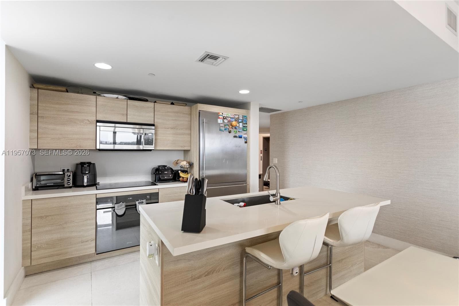 THE HARBOUR NORTH CONDO · #1007 in North Miami Beach - Photo 9