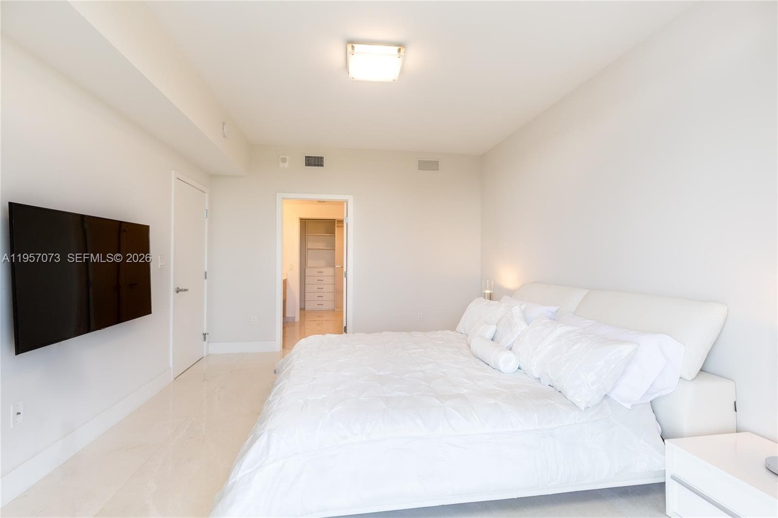 THE HARBOUR NORTH CONDO · #1007 in North Miami Beach - Photo 14