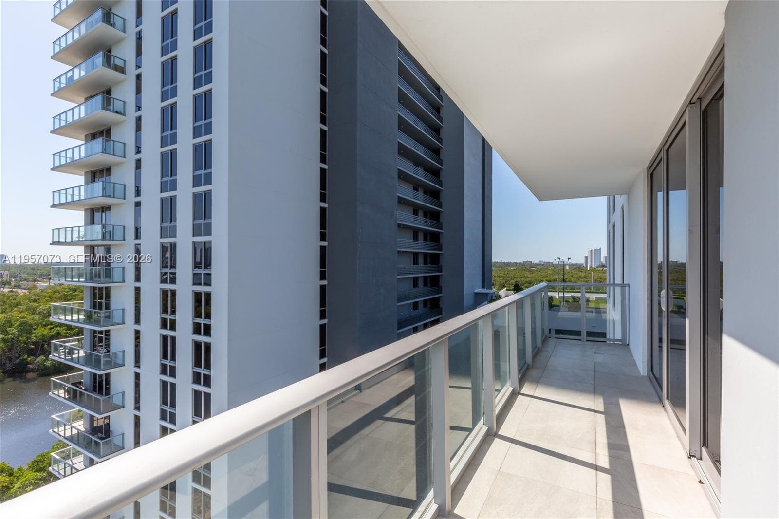 THE HARBOUR NORTH CONDO · #1007 in North Miami Beach - Photo 29