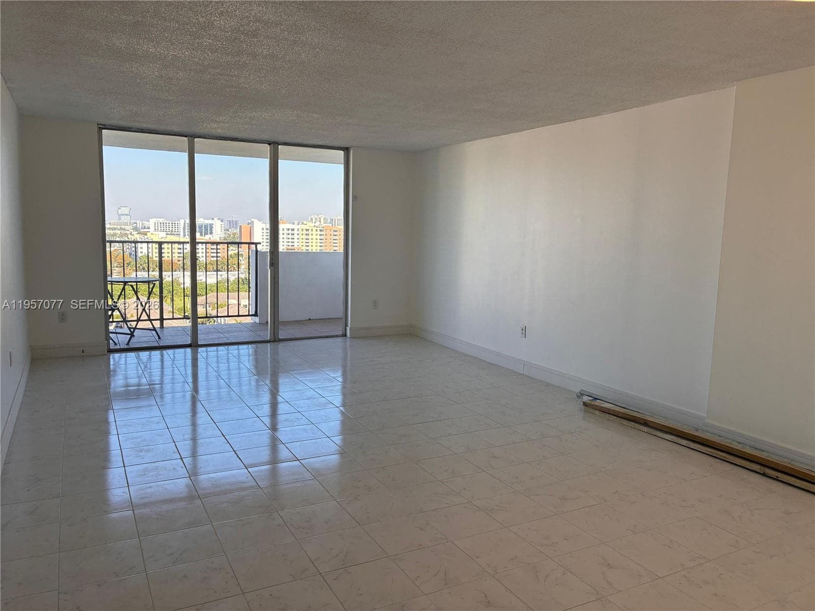 COMMODORE PLAZA CONDO · #1411 in Aventura - Photo 5