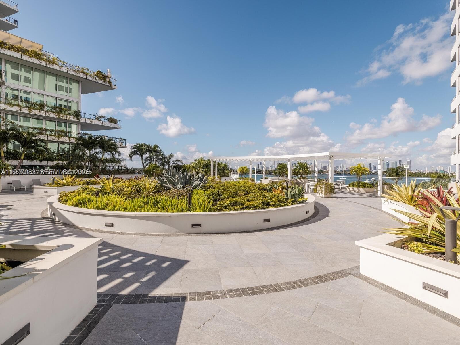THE WAVERLY AT SOUTH BEAC · #1511 in Miami Beach - Photo 36