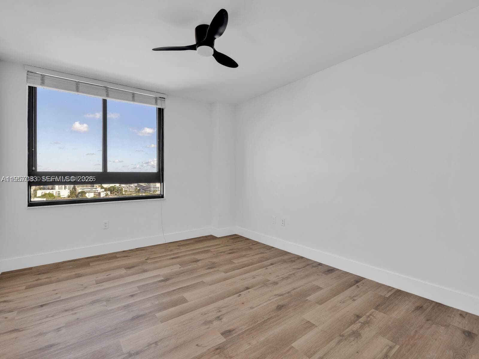 THE WAVERLY AT SOUTH BEAC · #1511 in Miami Beach - Photo 20