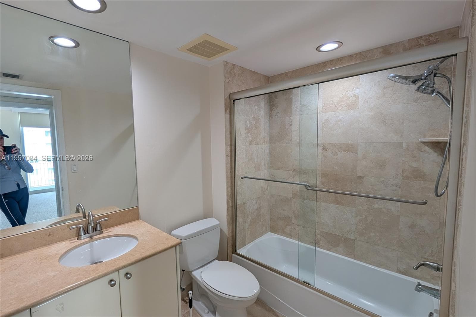 DUO CONDOMINIUM WEST · #1903W in Hallandale Beach - Photo 7