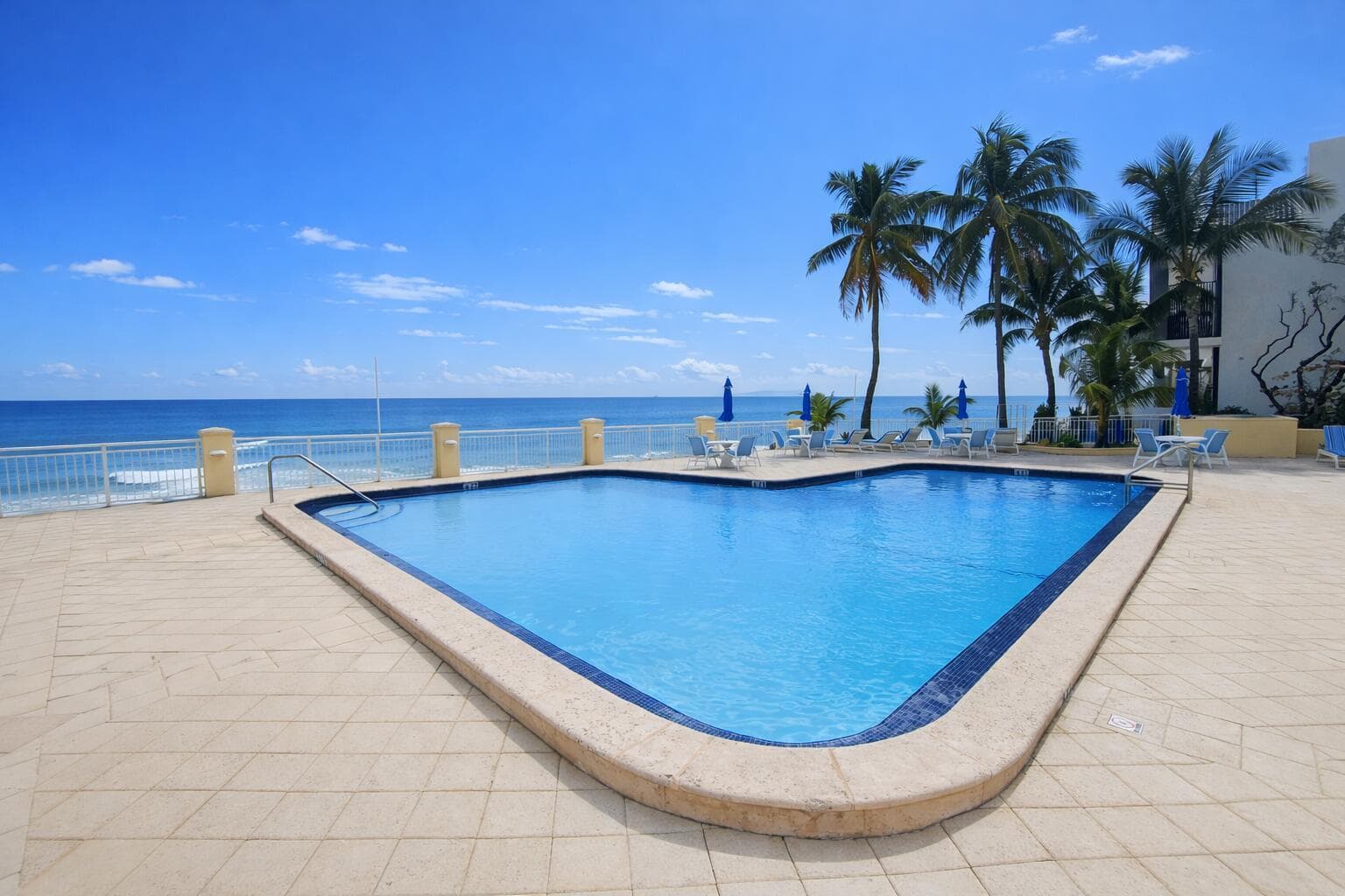 Oceanfront Pool