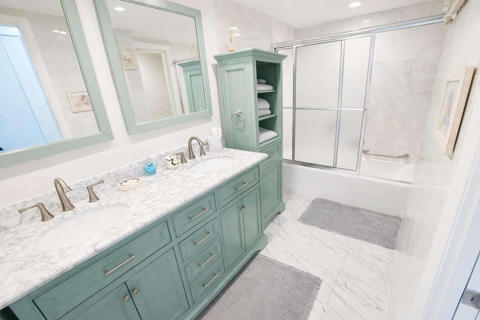 Main Bath