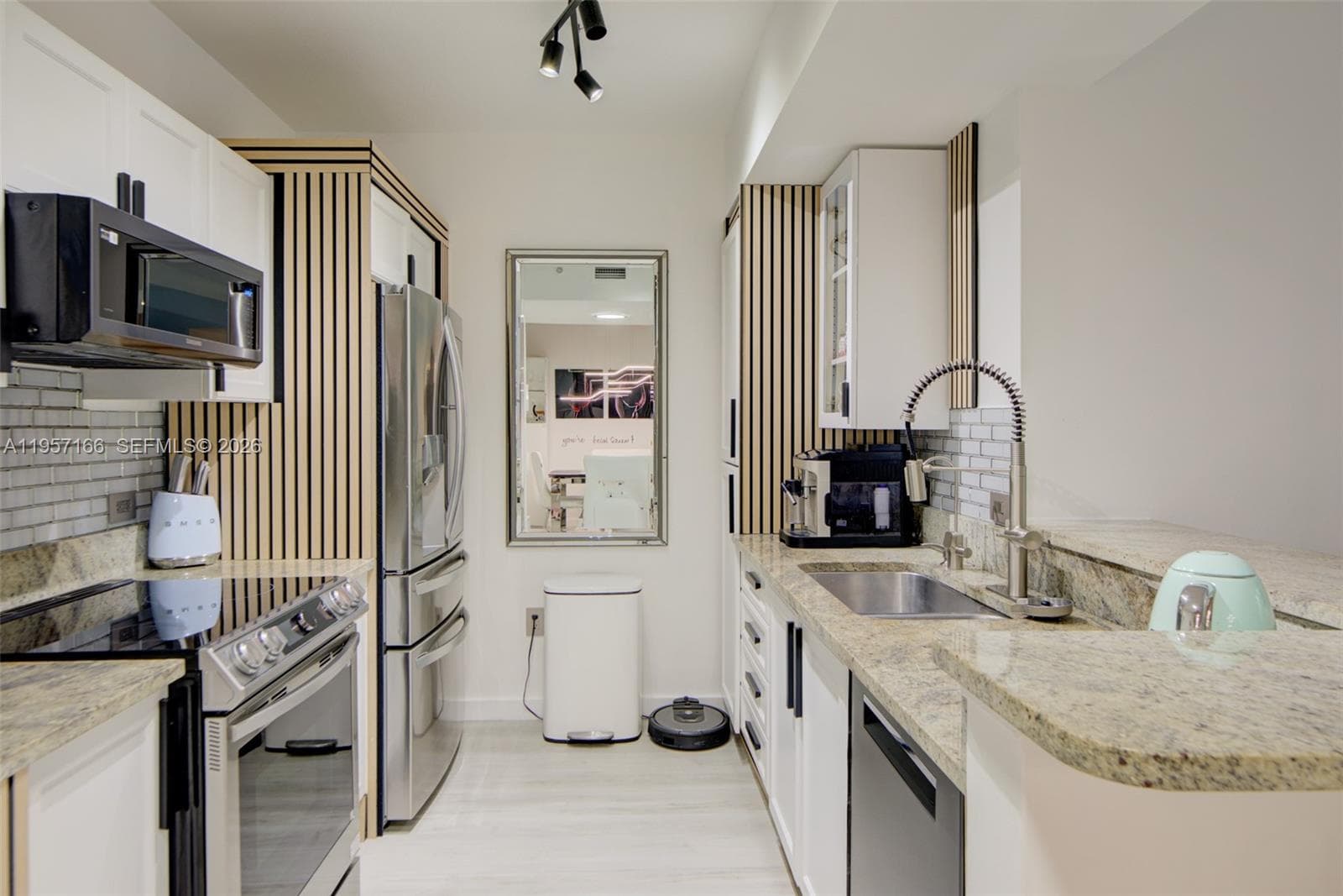 VENTURE AT AVENTURA WEST · #215 in Aventura - Photo 12