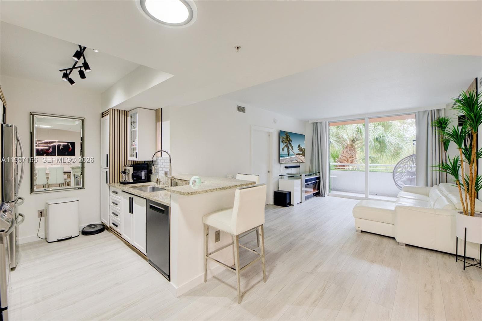 VENTURE AT AVENTURA WEST · #215 in Aventura - Photo 4