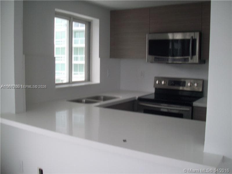 COMMODORE BAY CONDO · #1103 in Miami - Photo 3