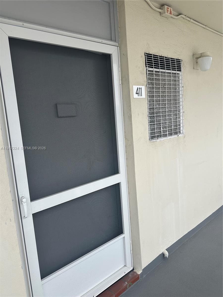 POINT EAST II · #H411 in Aventura - Photo 3