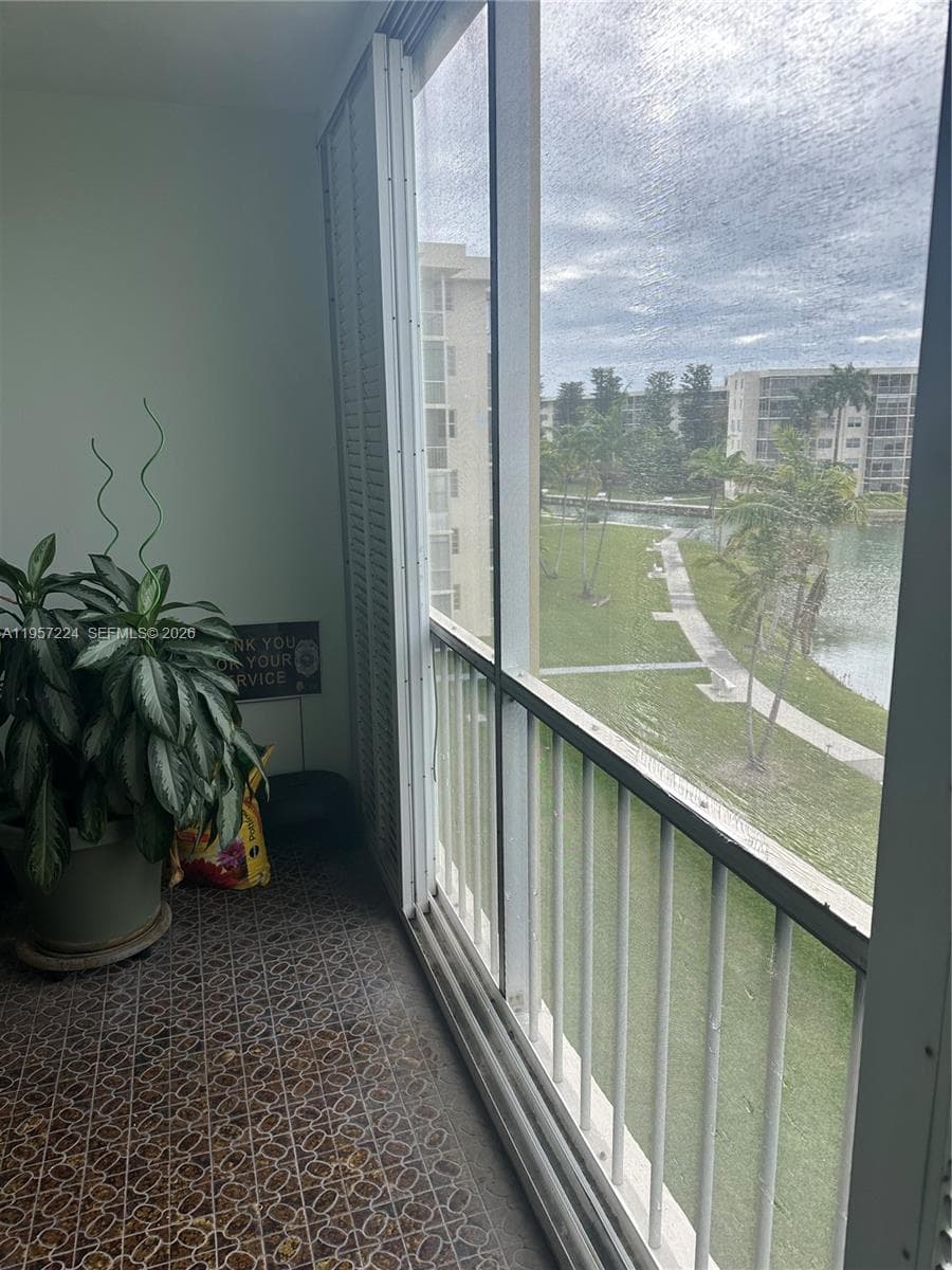 POINT EAST II · #H411 in Aventura - Photo 8