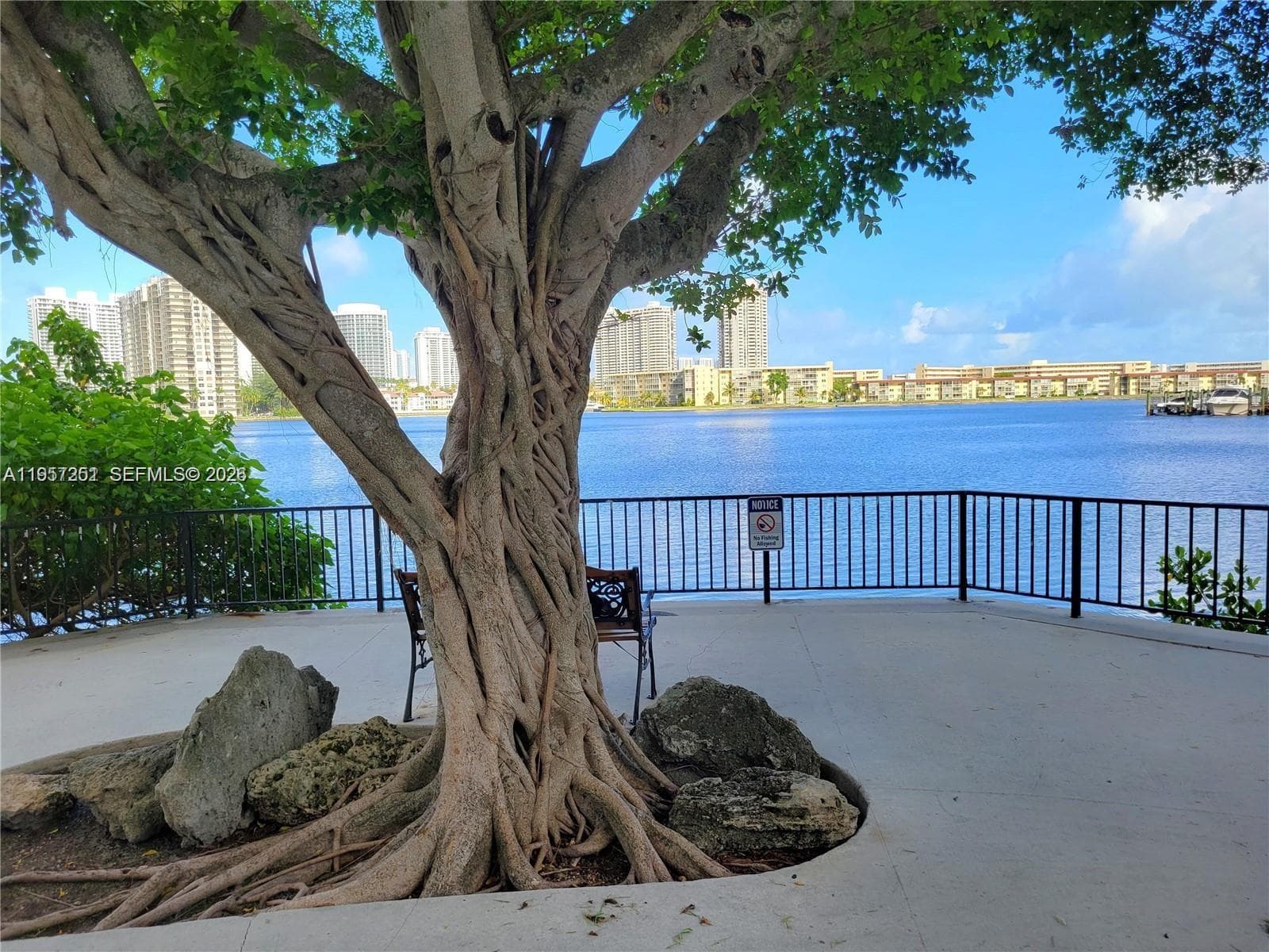 COMMODORE PLAZA · #1801 in Aventura - Photo 52