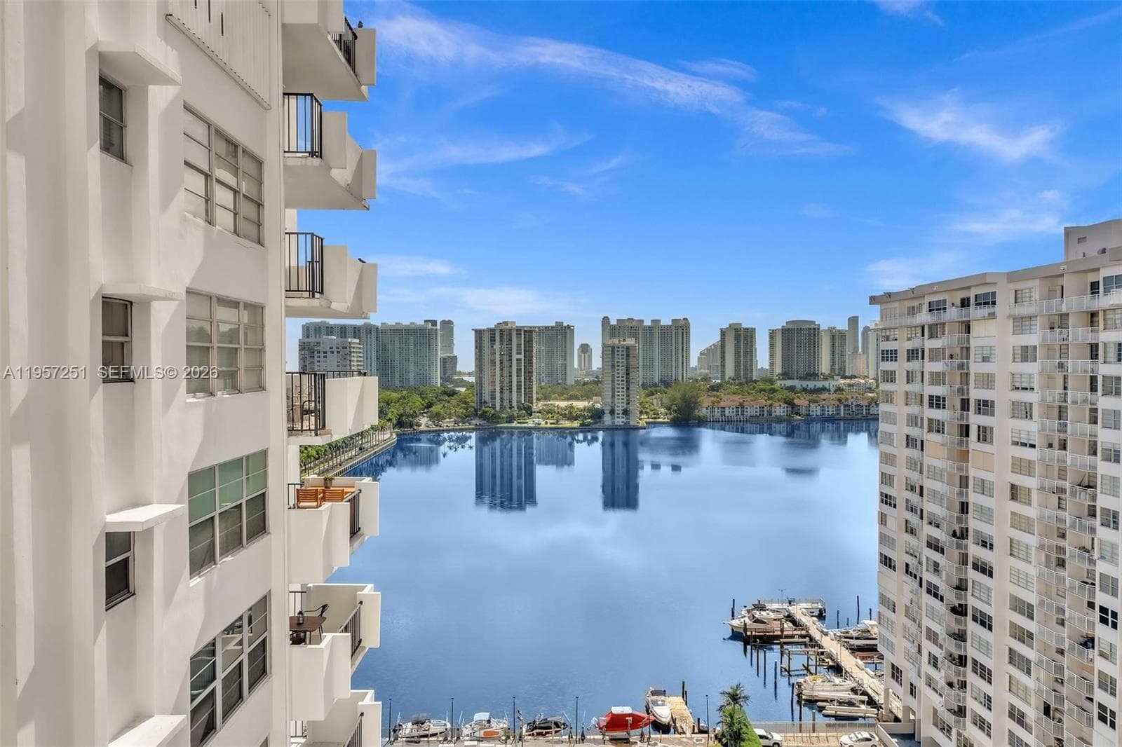 COMMODORE PLAZA · #1801 in Aventura - Photo 36