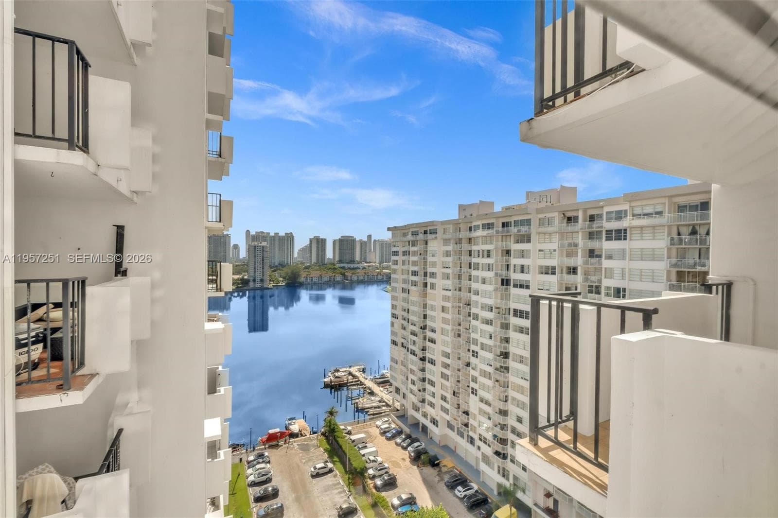 COMMODORE PLAZA · #1801 in Aventura - Photo 35