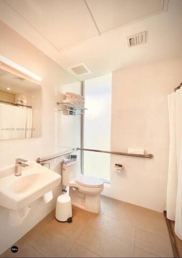 6080 Collins Condo · #PH09 in Miami Beach - Photo 17