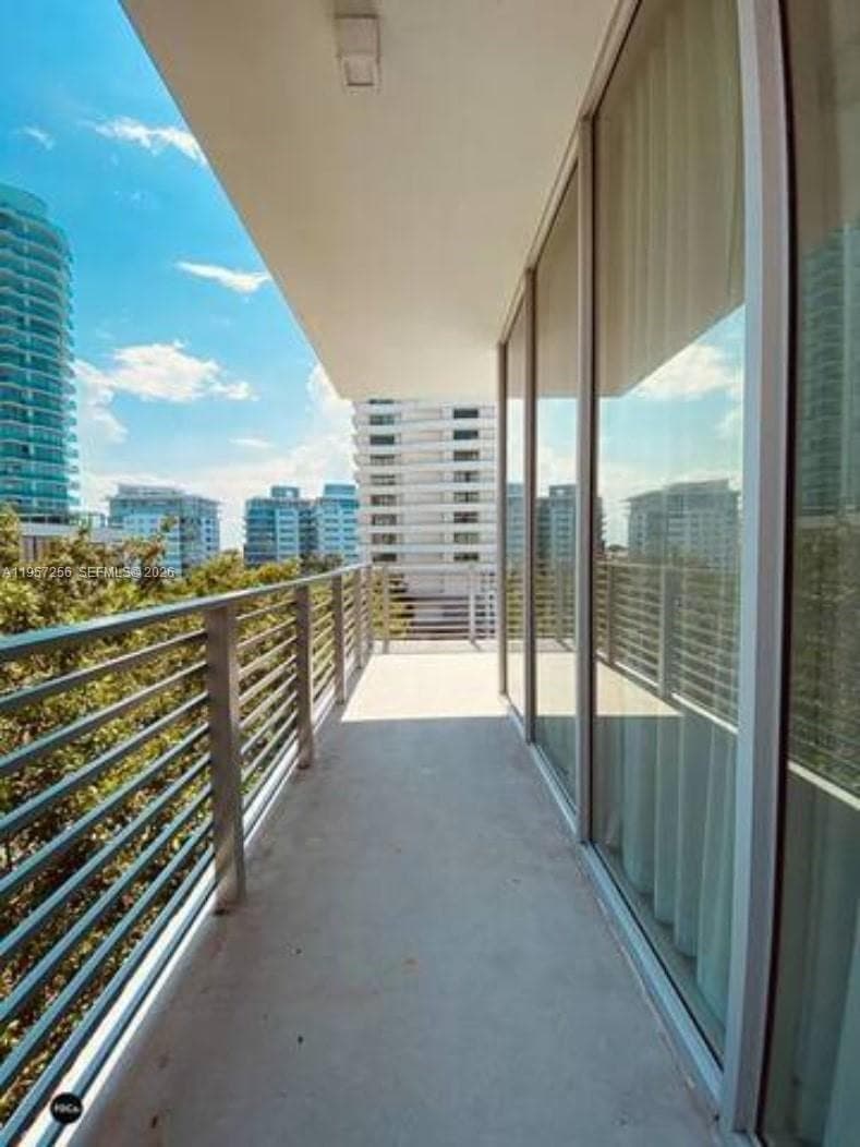 6080 Collins Condo · #PH09 in Miami Beach - Photo 14