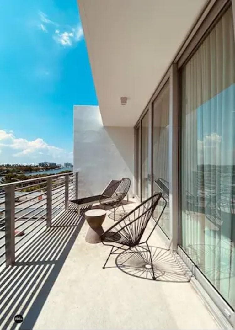 6080 Collins Condo · #PH09 in Miami Beach - Photo 11