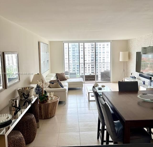 ADMIRALS PORT CONDO WEST · #1208W in Aventura - Photo 3