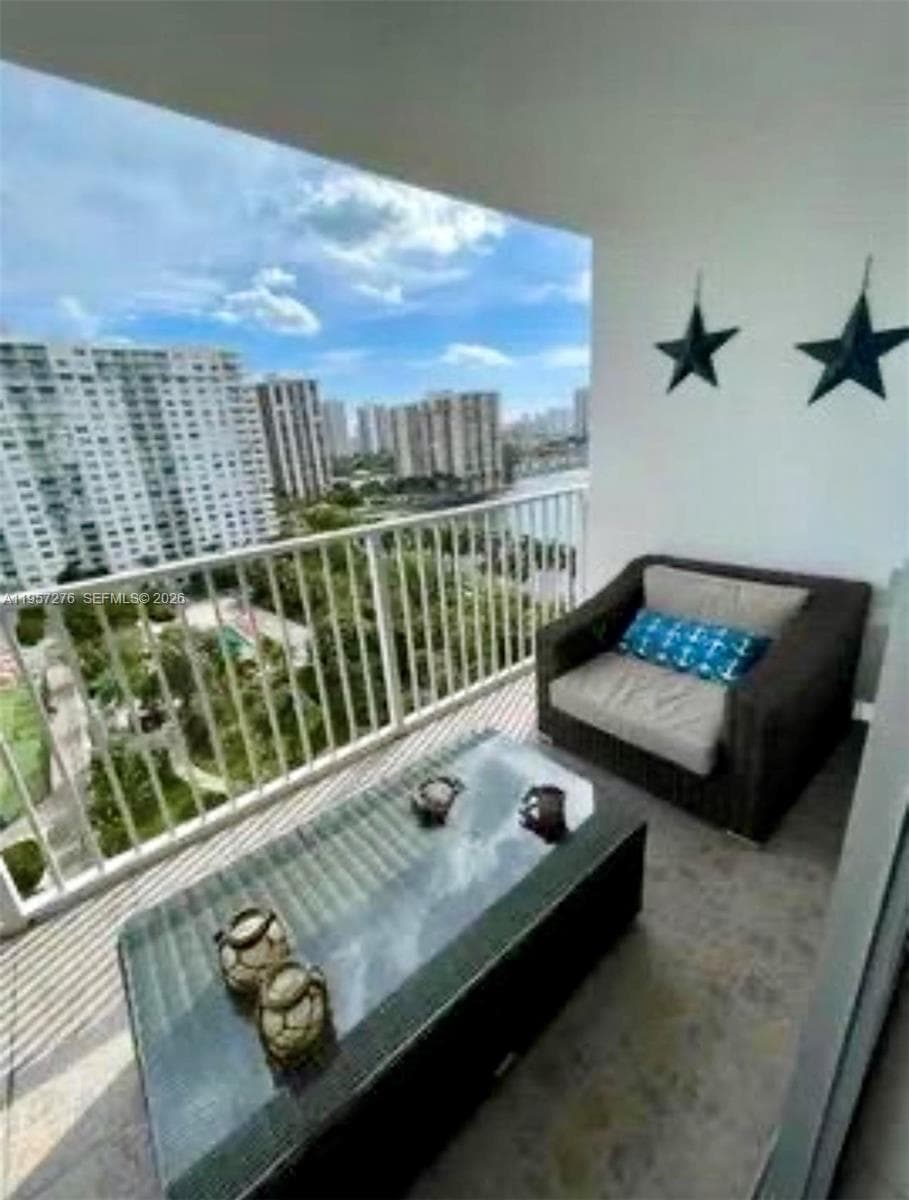 ADMIRALS PORT CONDO WEST · #1208W in Aventura - Photo 19