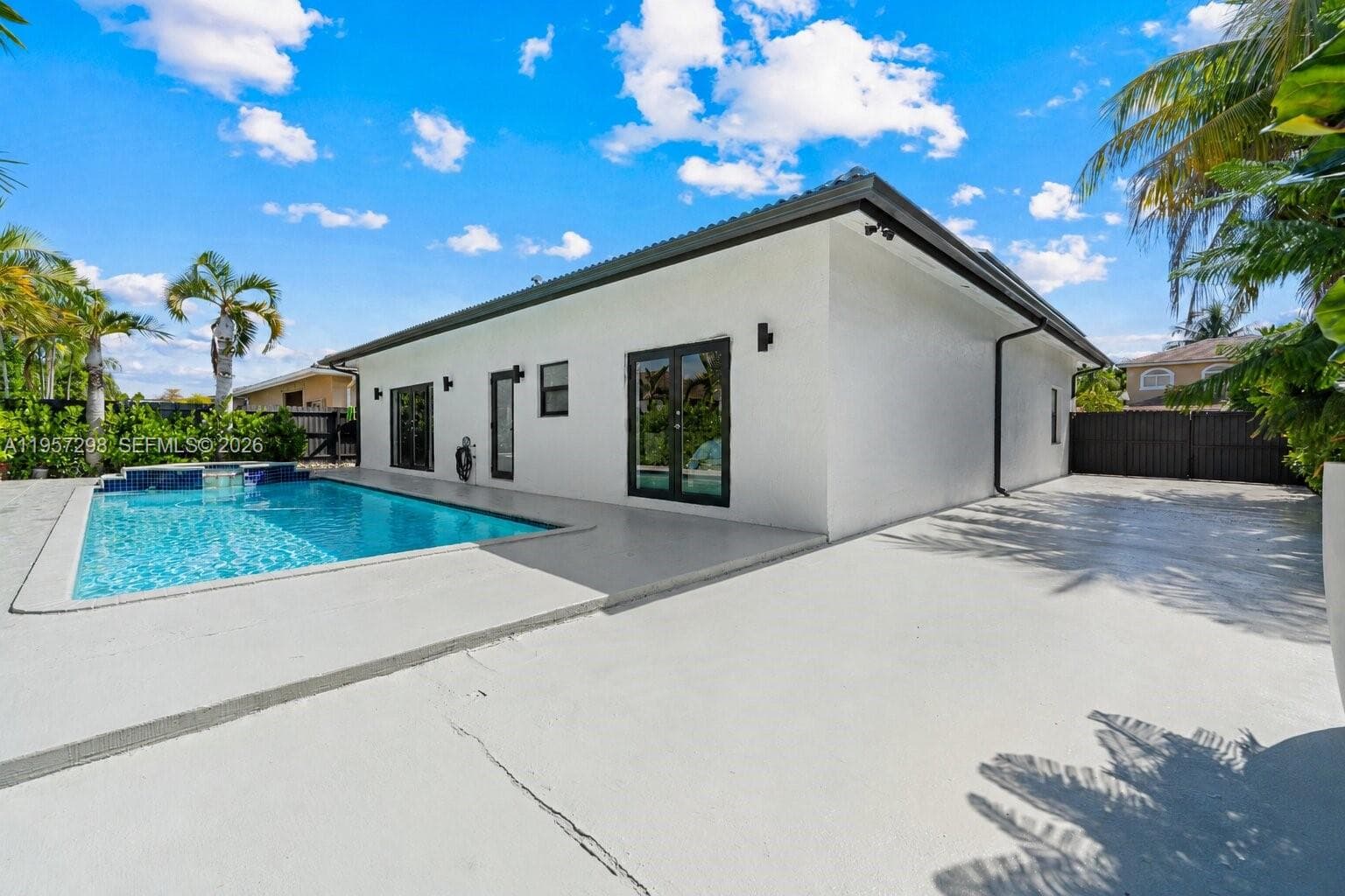 14200 SW 160th Ct photo 41