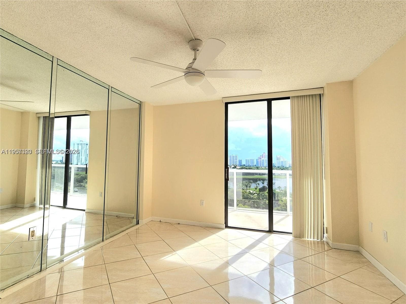 FLAMENCO CONDO TOWER I · #1004 in Aventura - Photo 5