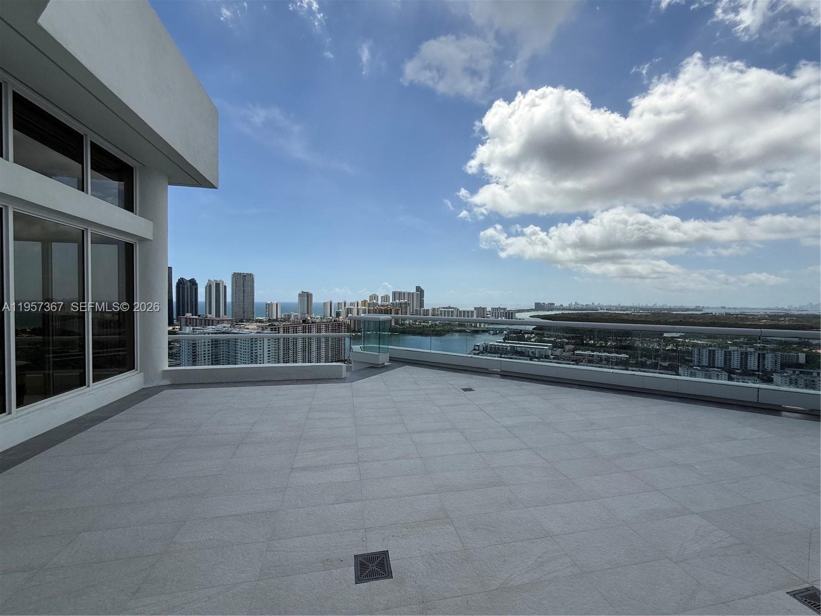 2000 Williams Island · #PH-1 in Aventura - Photo 36