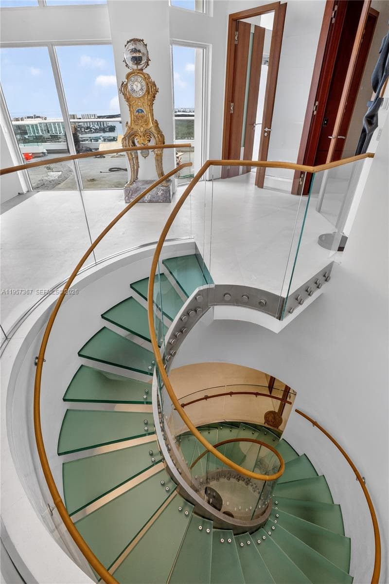 2000 Williams Island · #PH-1 in Aventura - Photo 49