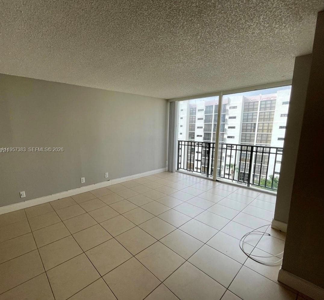 PLAZA OF AMERICAS CONDO P · #807 in Sunny Isles Beach - Photo 3