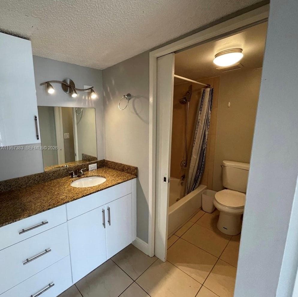 PLAZA OF AMERICAS CONDO P · #807 in Sunny Isles Beach - Photo 10