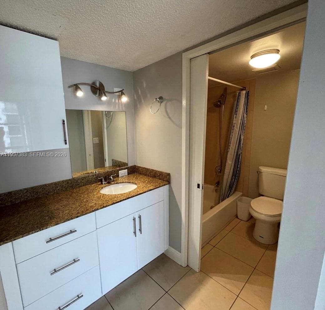 PLAZA OF AMERICAS CONDO P · #807 in Sunny Isles Beach - Photo 14